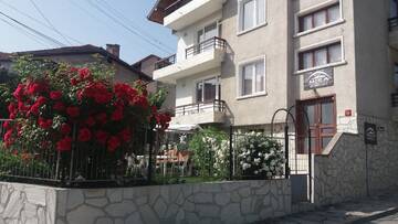 Фотографии Гостевой дом Mira Guest House г. Добриниште (Болгария) №1 Фото Гостевой дом Mira Guest House г. Добриниште 1