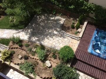 Фото номера Четырехместный номер с видом на сад Гостевой дом Mira Guest House г. Добриниште 2