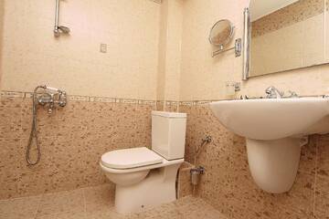 Фото номера Апартаменты с балконом Отель Hotel Makedonska Kruchma г. Добриниште 2