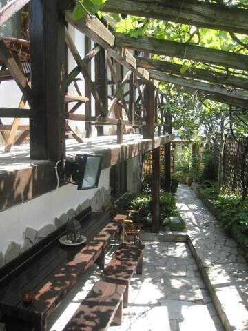Фотографии Гостевой дом Guest House Voyno г. Добриниште (Болгария) №3 Фото Гостевой дом Guest House Voyno г. Добриниште 3